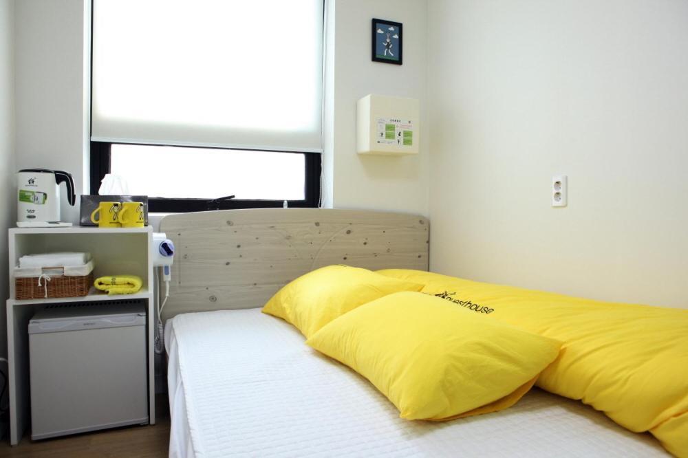 24 Guesthouse Dongdaemun Market Seoul Zimmer foto